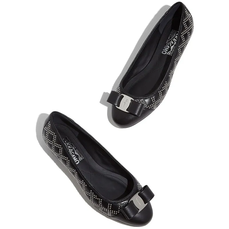 Rivet Ballet Shoes With Round Head