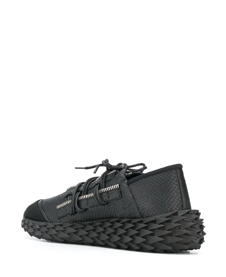 Low-Cut Casual Sneakers