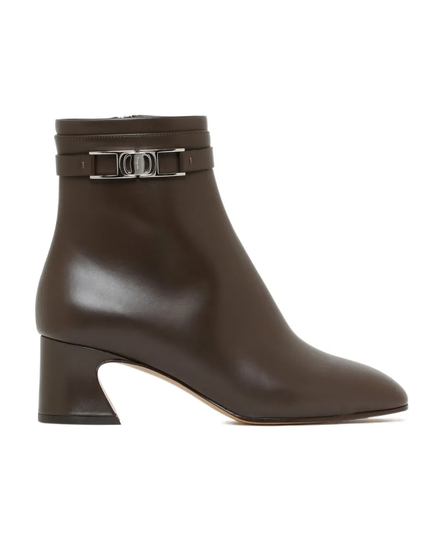 Rego 55 Logo-Plaque Ankle Boots