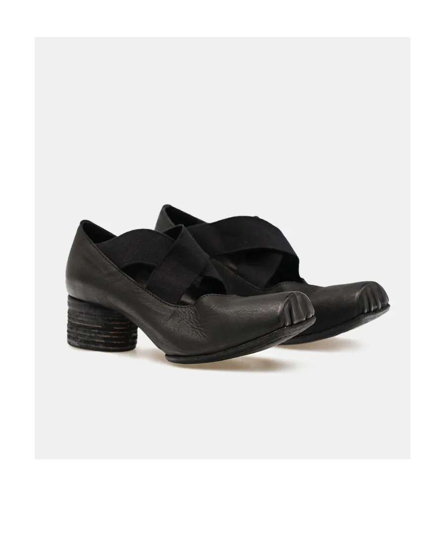 Cross-Belt Detail High Heels