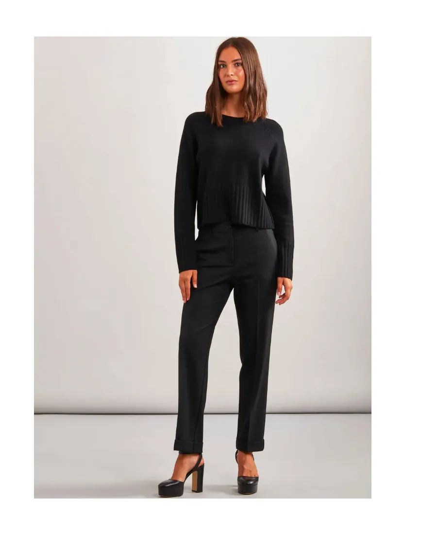 Mid-Rise Tailored Straight Trousers