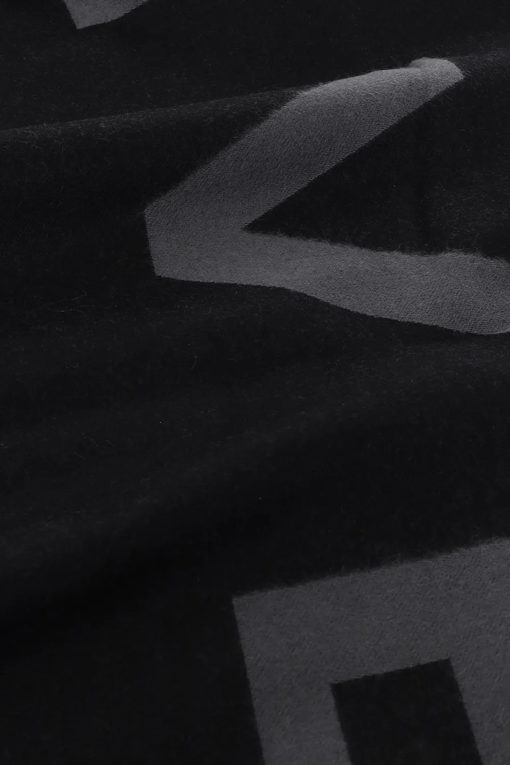 Logo Scarf