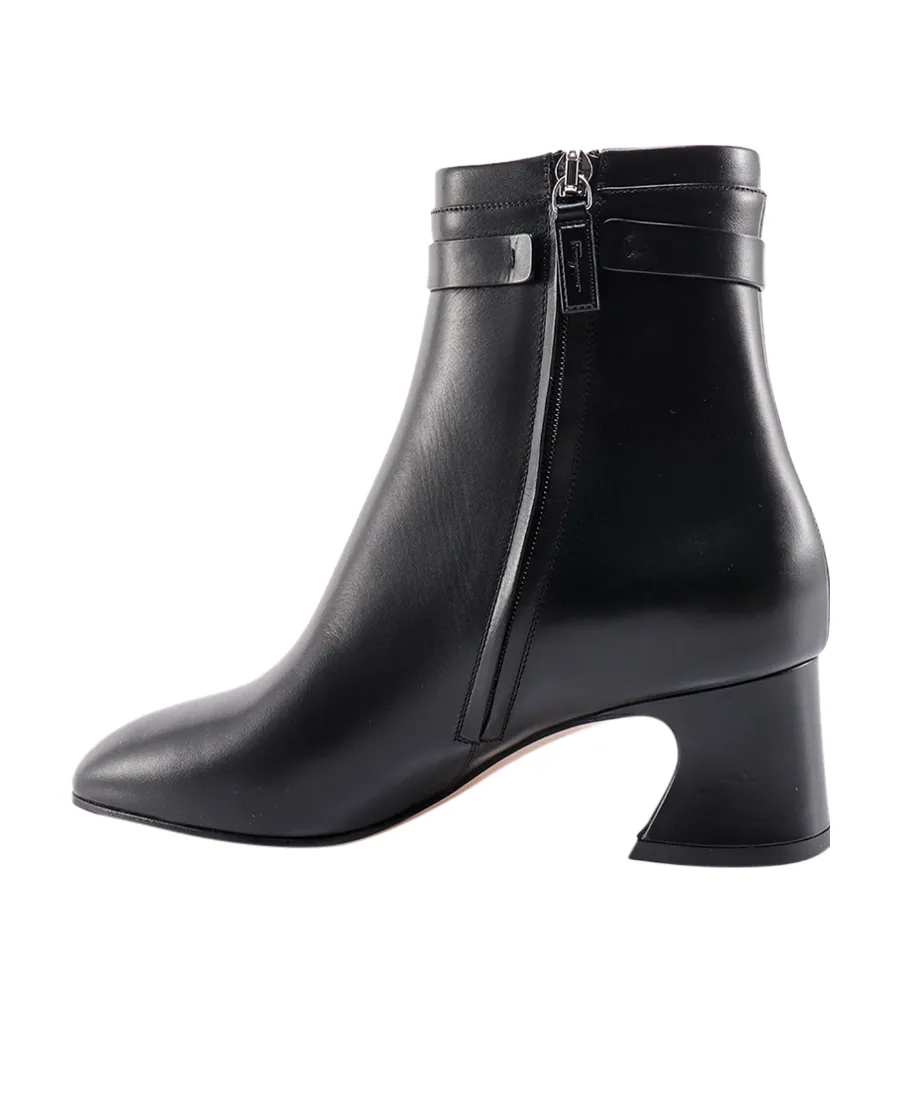 Vara Chain Leather Ankle Boots