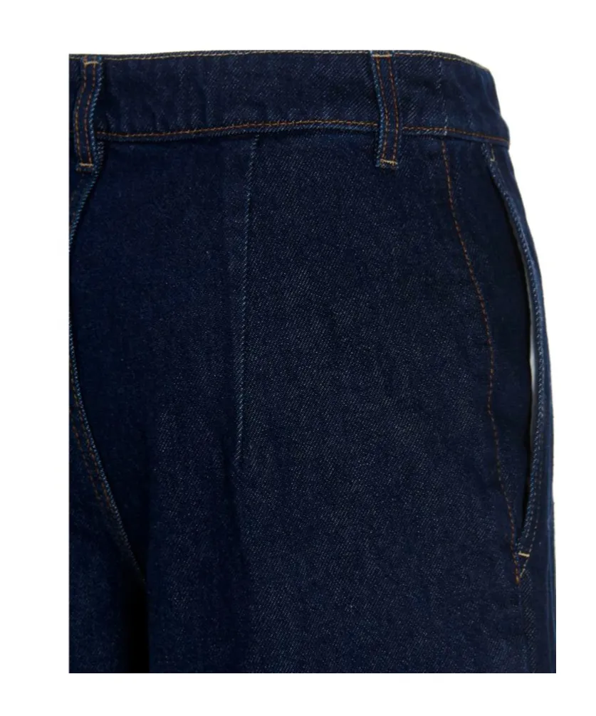 Belt-Loop Jeans