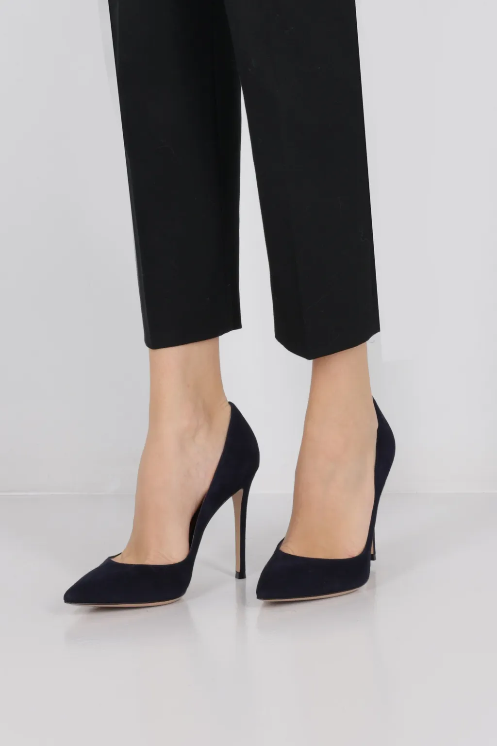 Pointed Suede Pumps