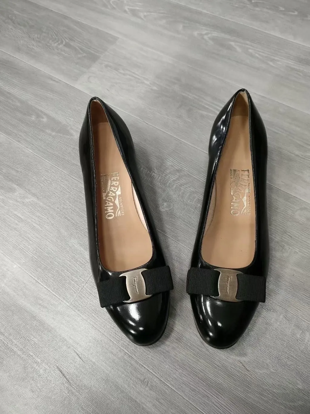 Logo Shoes With Low Heels
