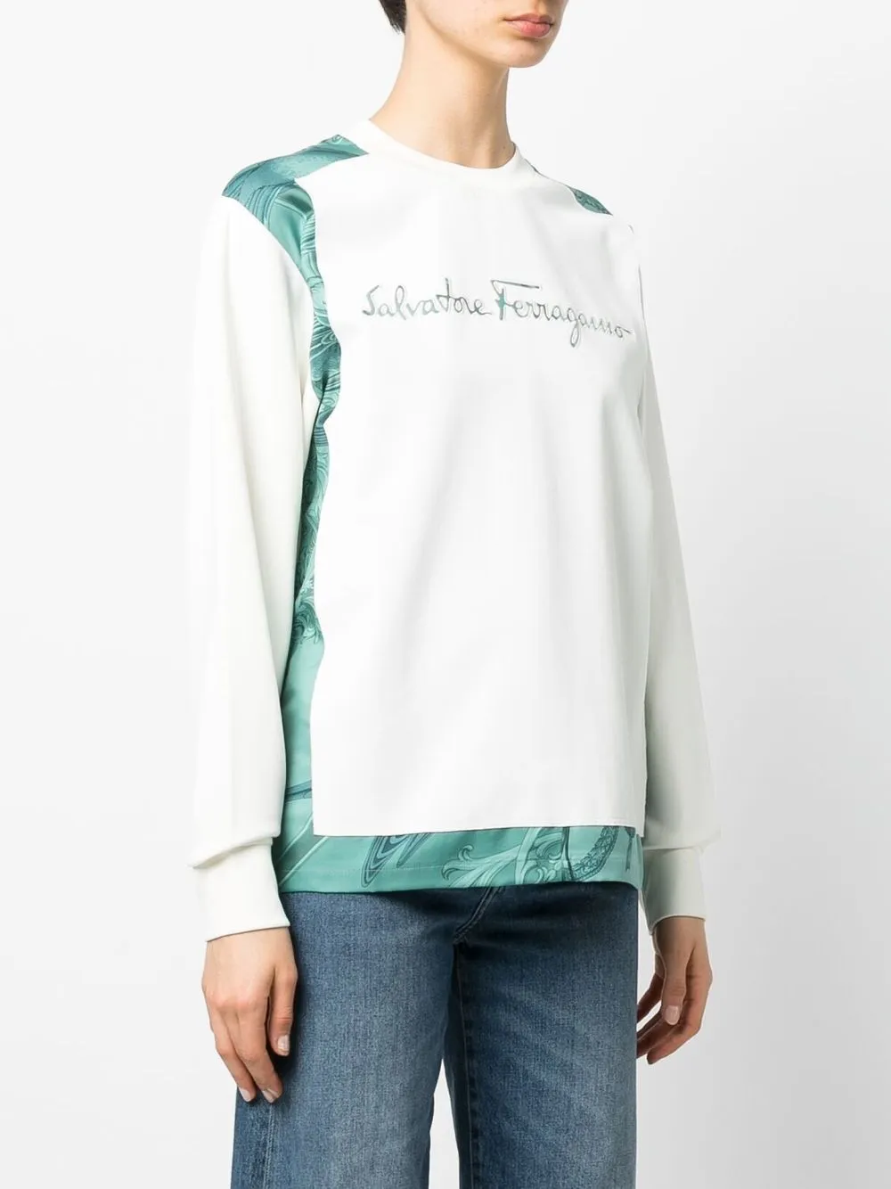 Logo Sweater