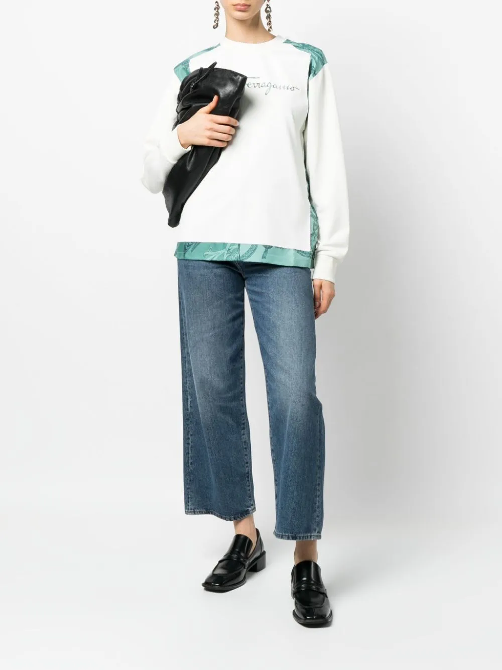 Logo Sweater