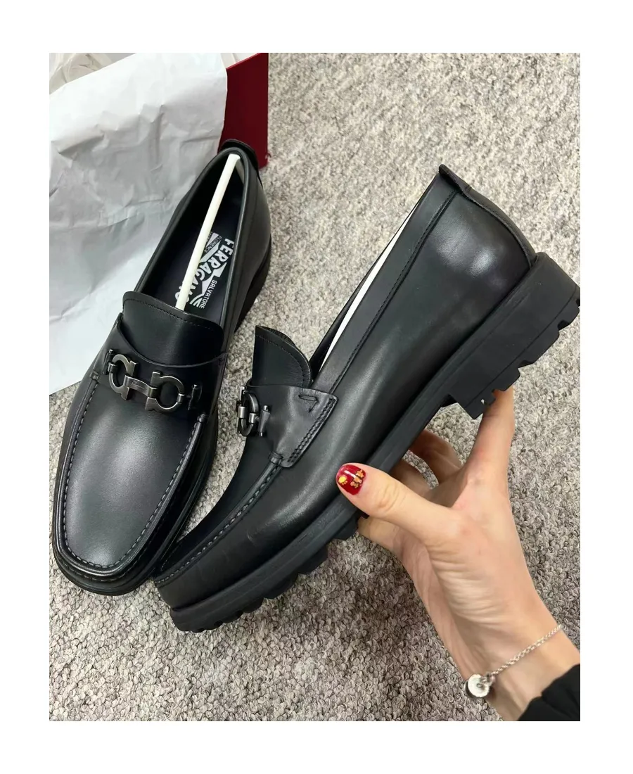 Gancini Decorated Mokasin Shoes