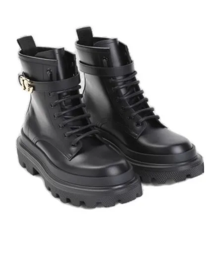 Dolce & Gabbana Logo Plaque Round Toe Ankle Boots