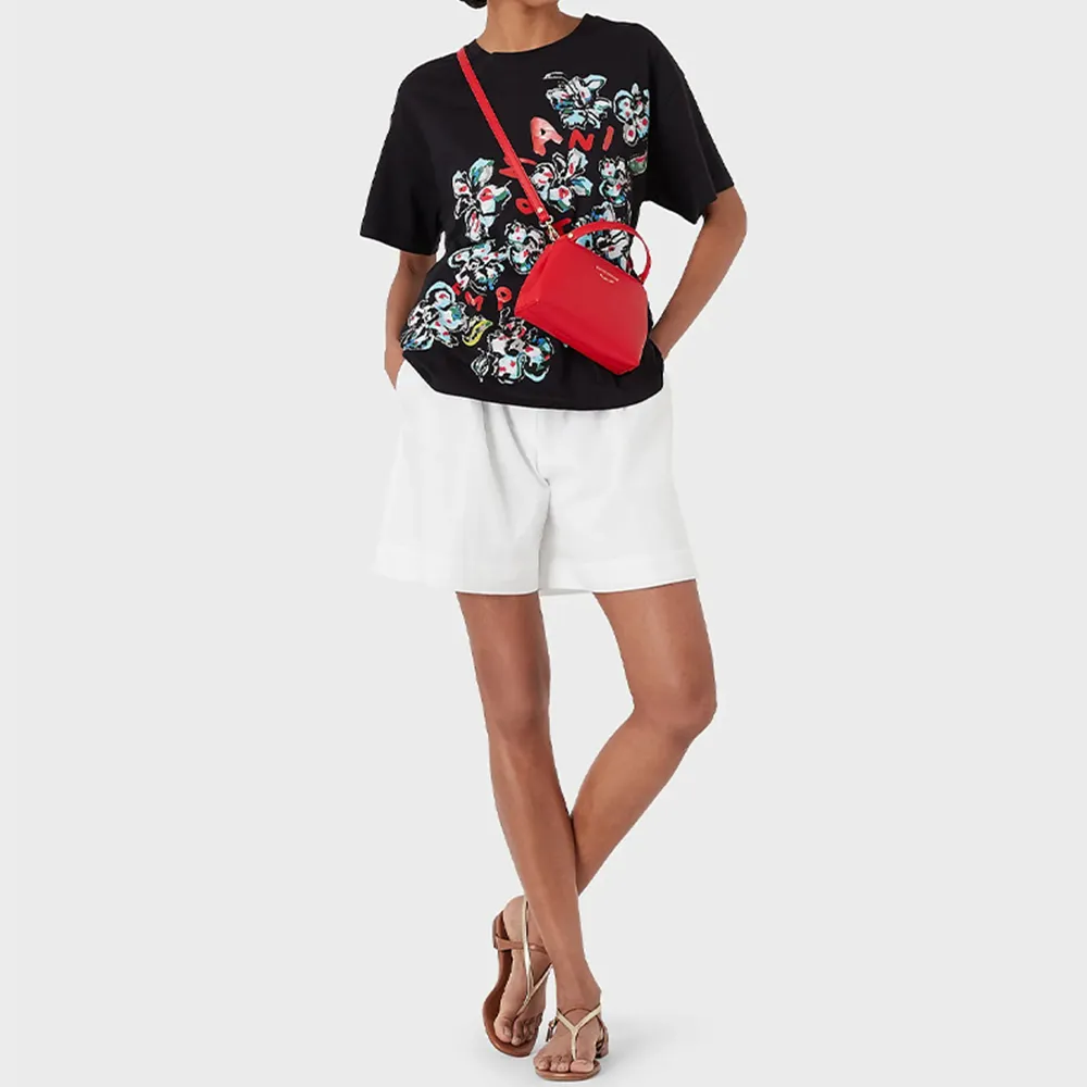 Round-Necked Flower T-Shirt