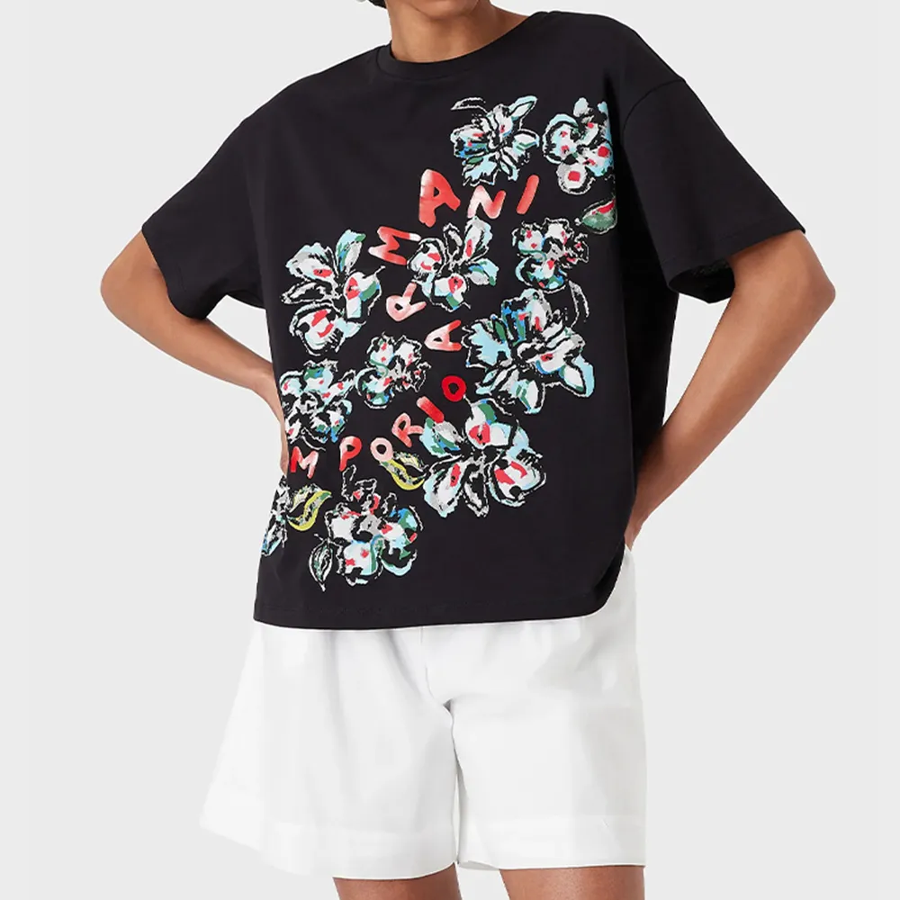 Round-Necked Flower T-Shirt