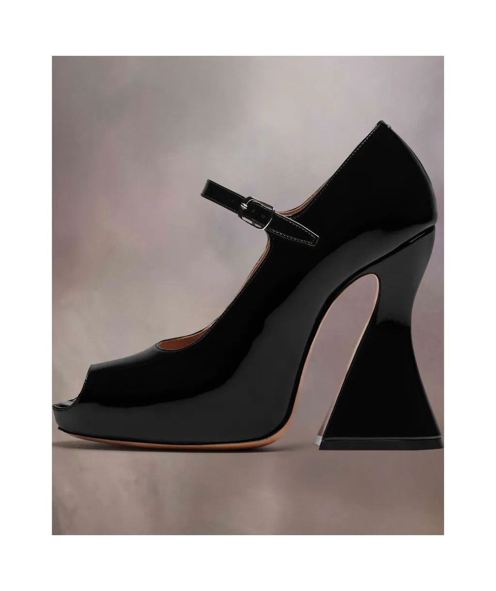 Maison Margiela Glossy Mary Jane Pumps