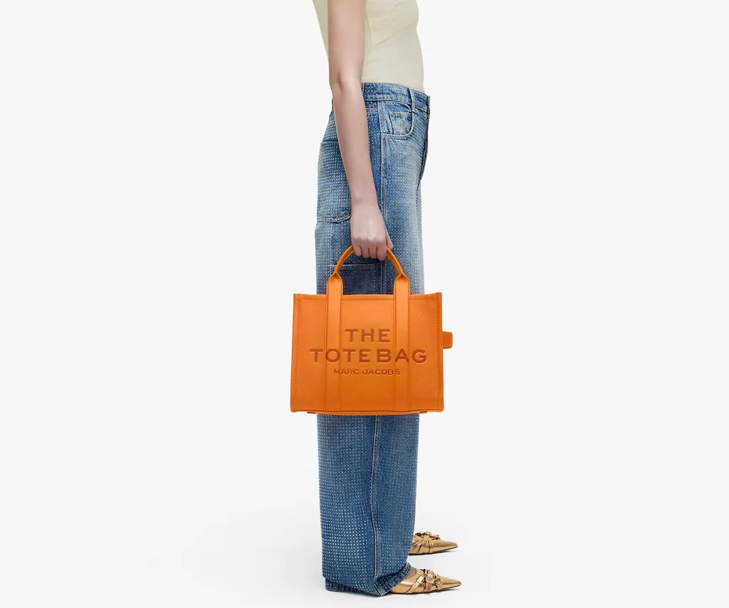 Marc Jacobs The Medium Tote Bag