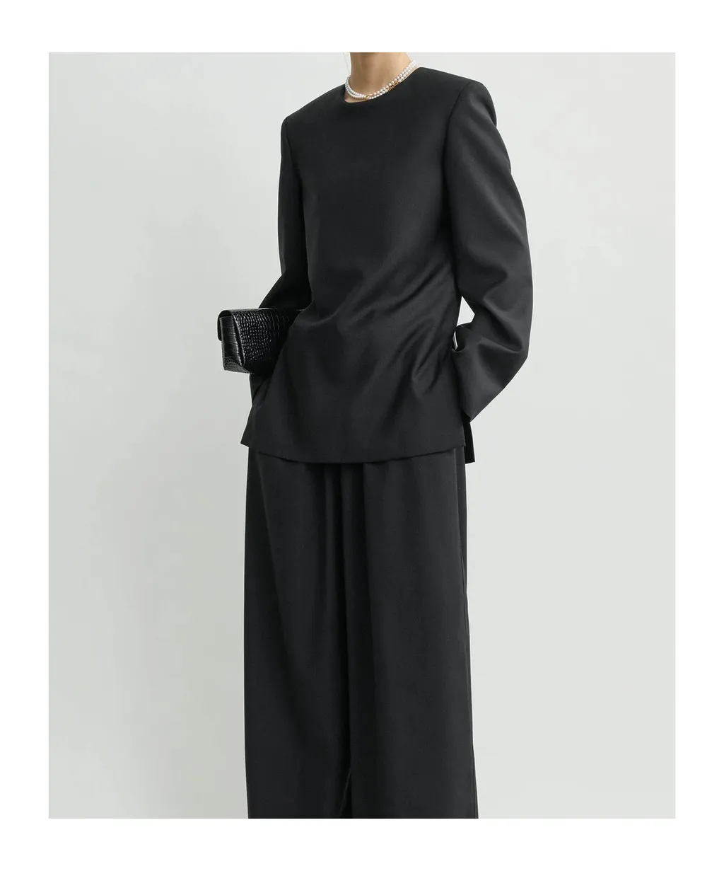 Round-Neck Blouse