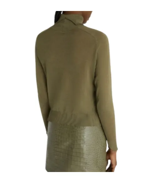 Long-Sleeved Knitted Sweater