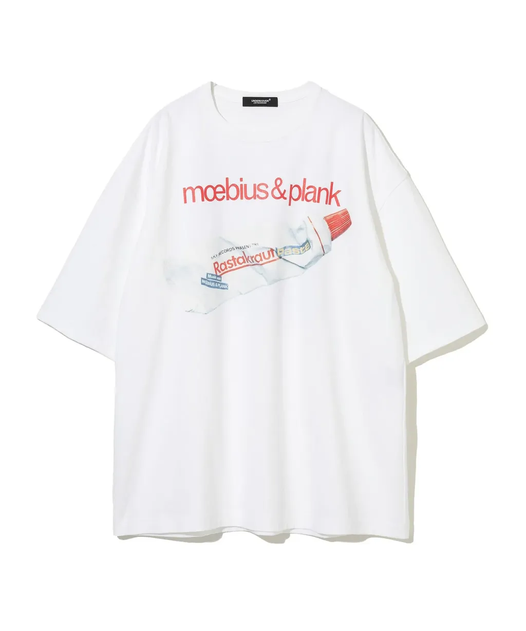 Short-Sleeved T-Shirt