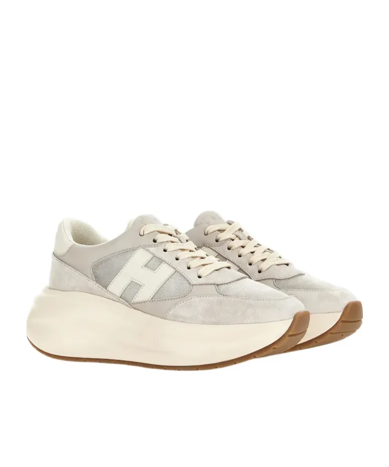 H696 Lace-Up Fastening Sneakers