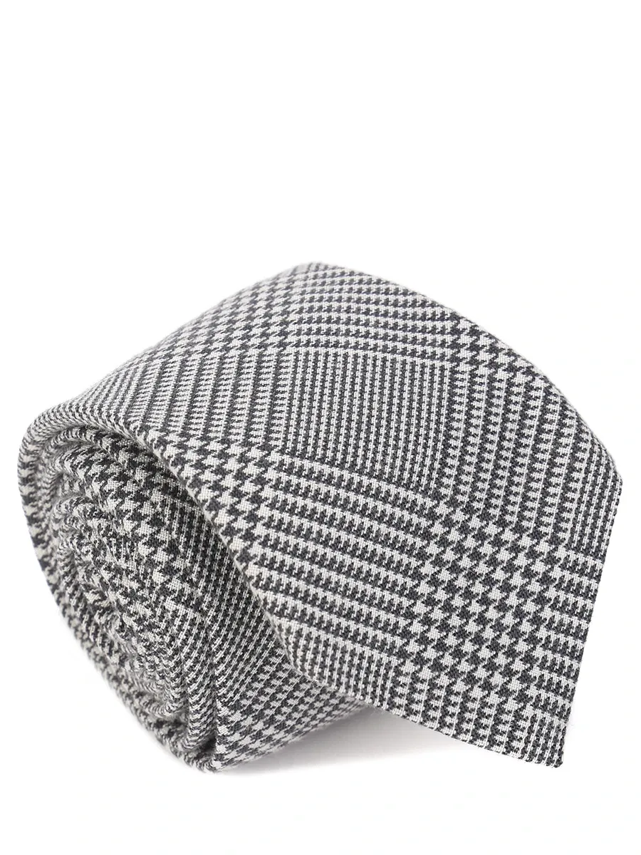 Houndstooth-Pattern Print Tie