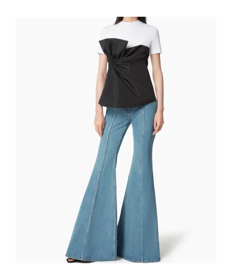Flared Jeans