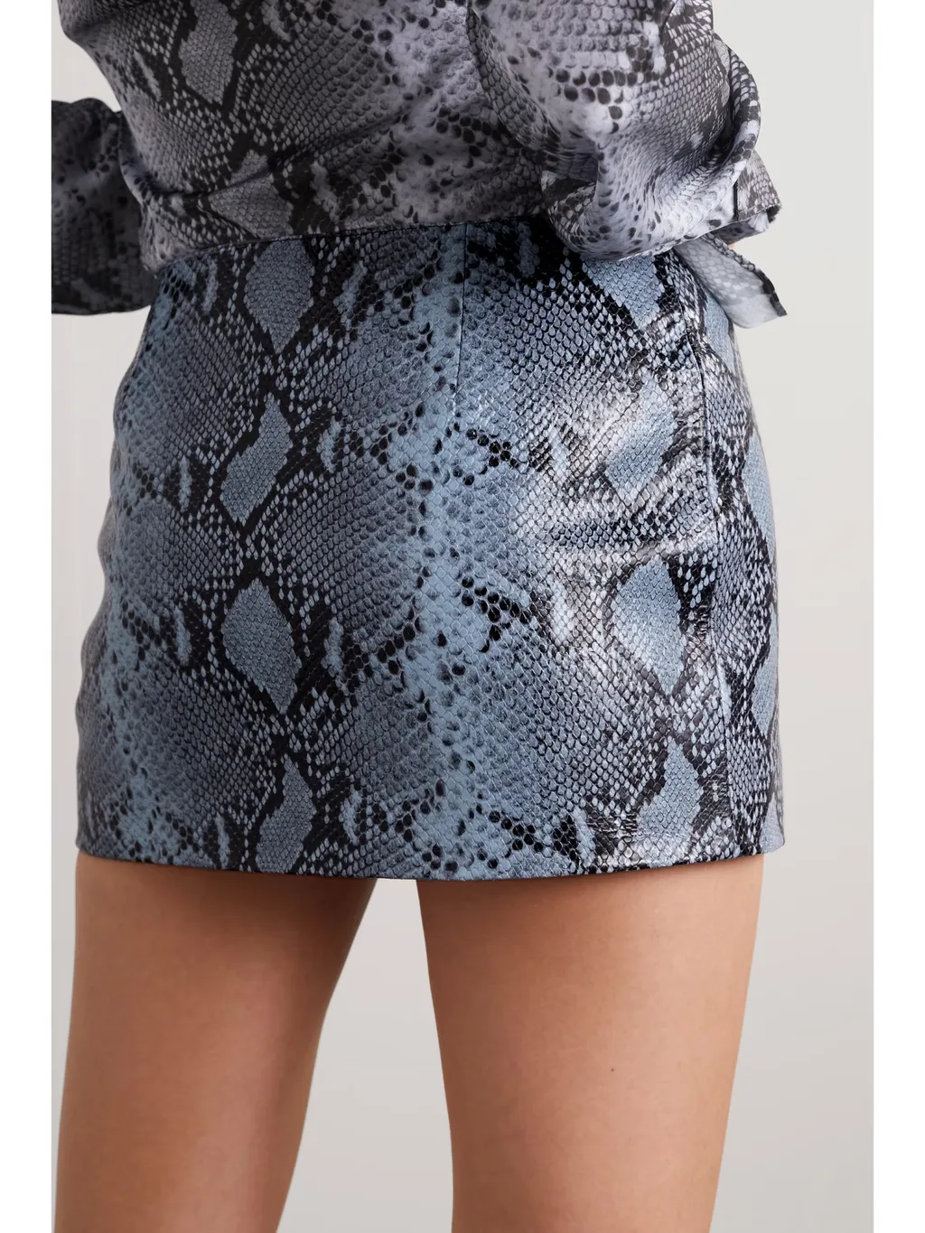 Snake-Patterned Half-Length Skirt