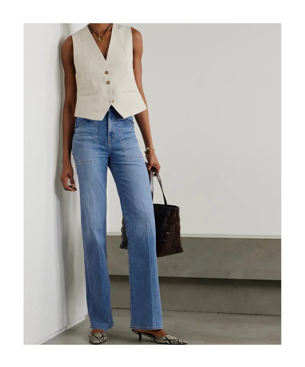 High-Waisted Jeans