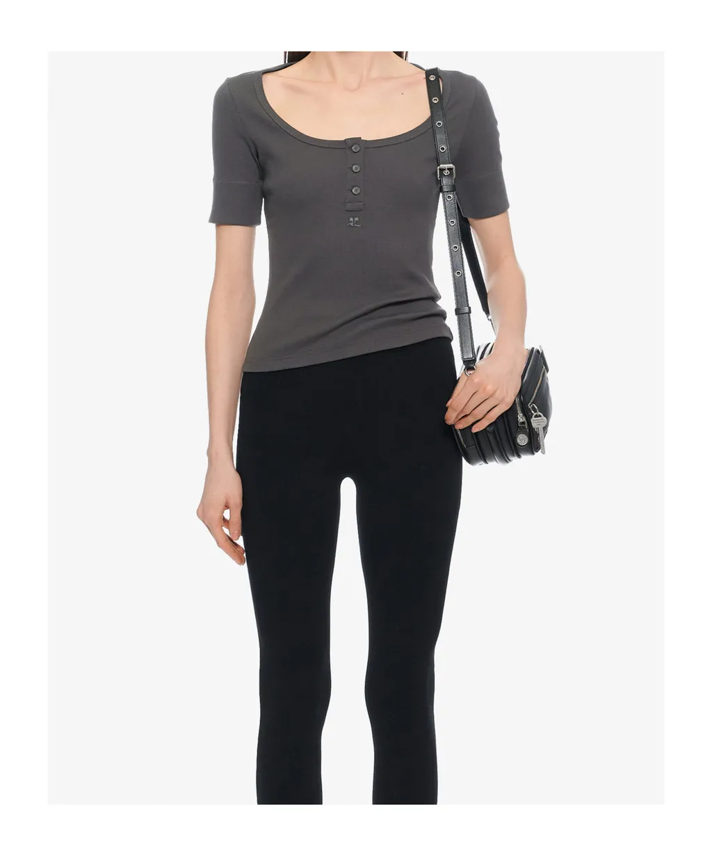 Short-Sleeved Knitwear