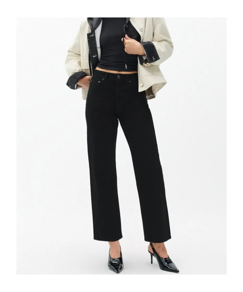 Shea Belt Loop Jeans
