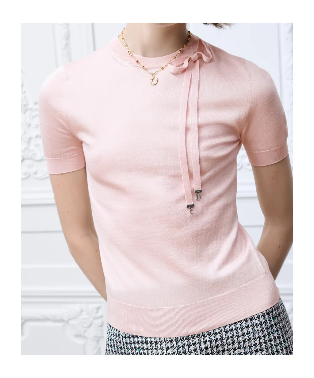Short-Sleeved Fitted Sweater