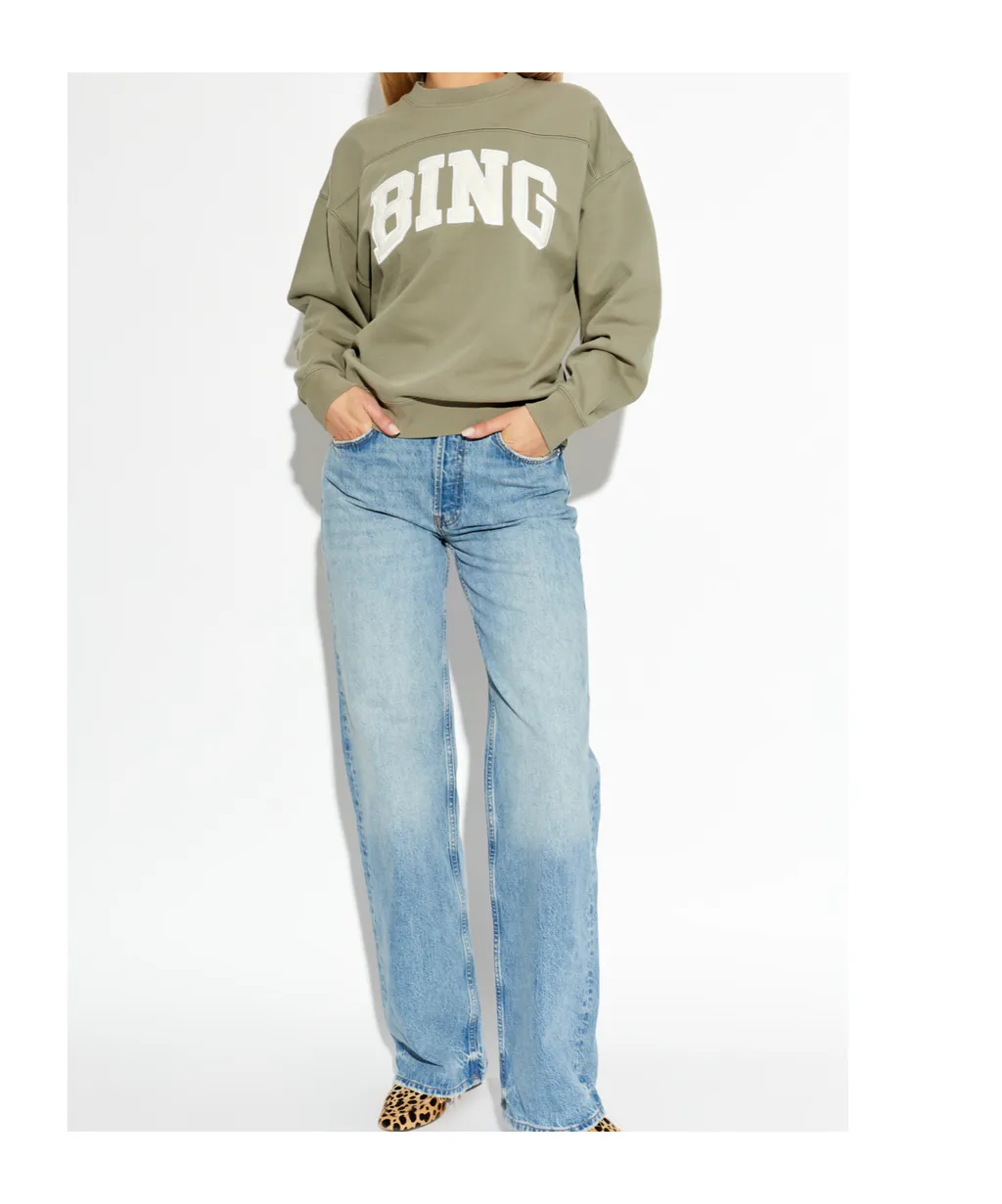 Long-Sleeved Sweatshirt