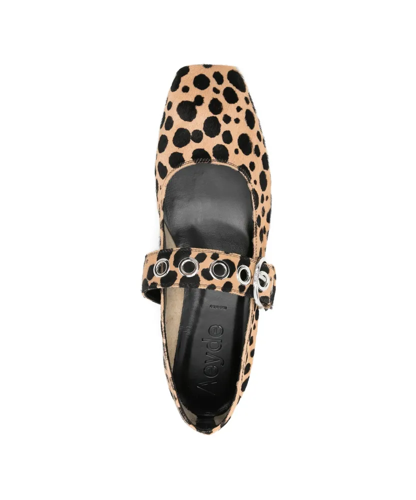 Square-Toed Ballet Flats