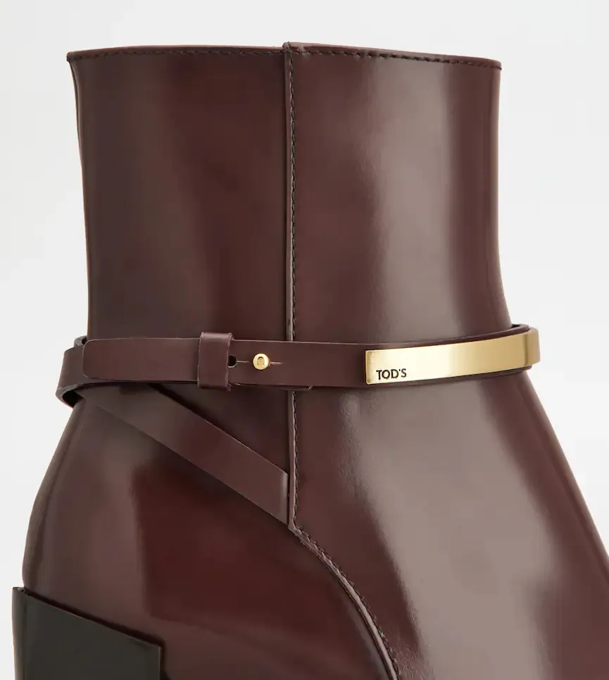 Tod's Zip-Up Ankle Boots