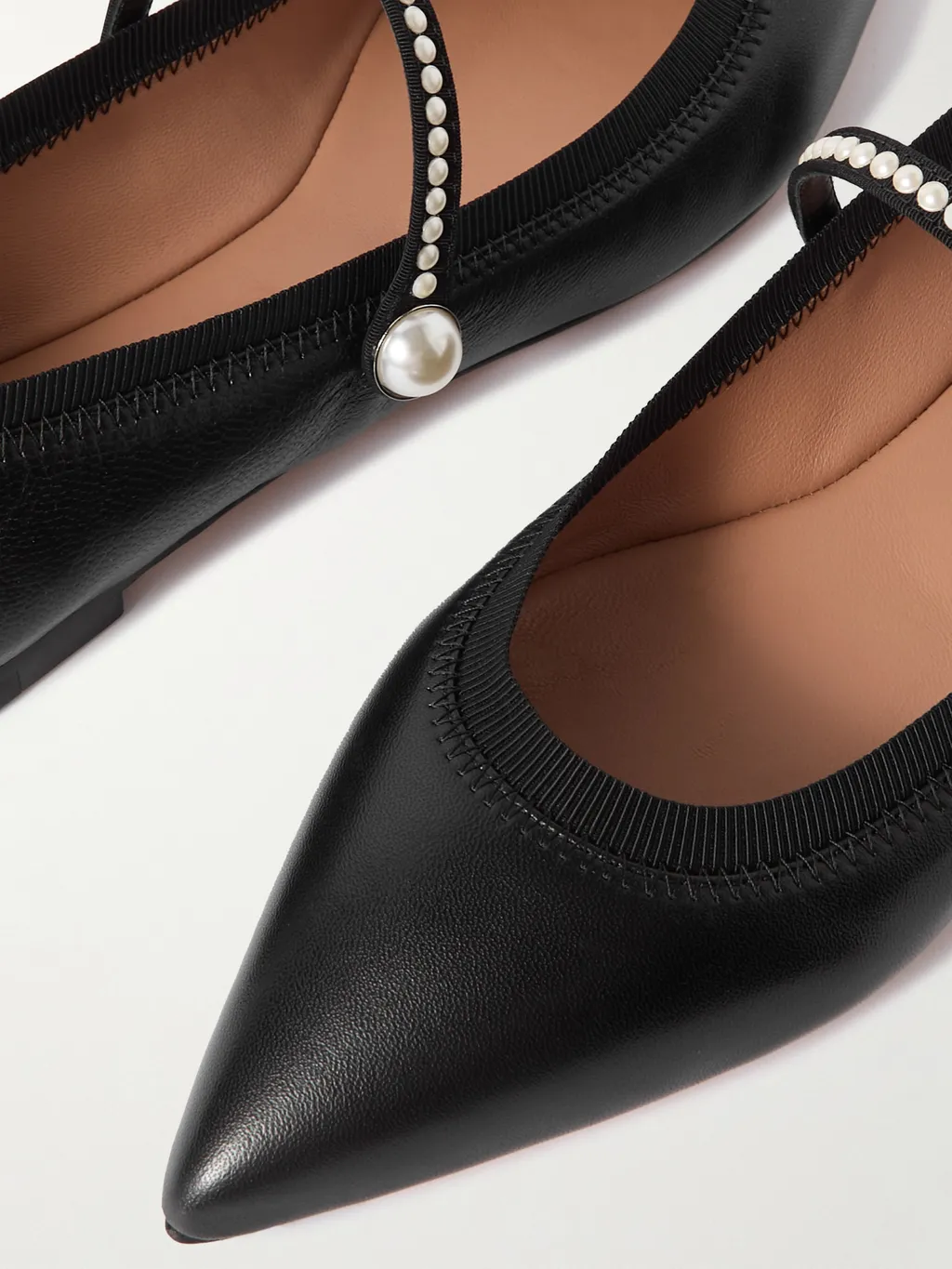 Romy Pearl Flat