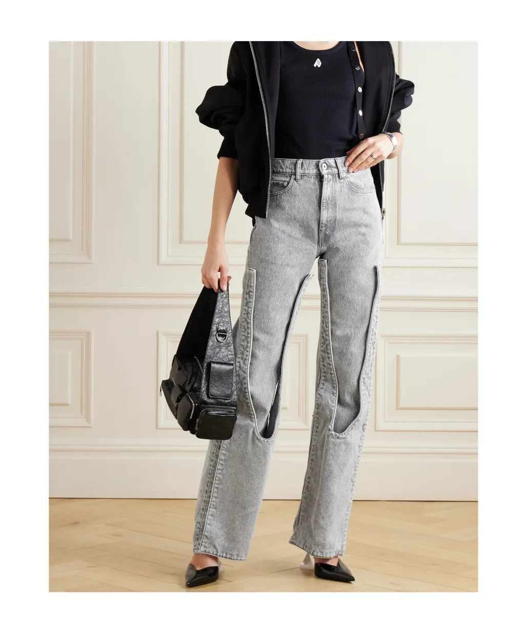 Straight Jeans