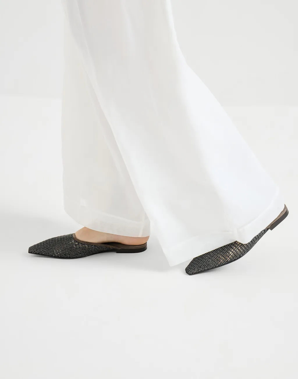 Precious Net-Embroidery Flat Mules