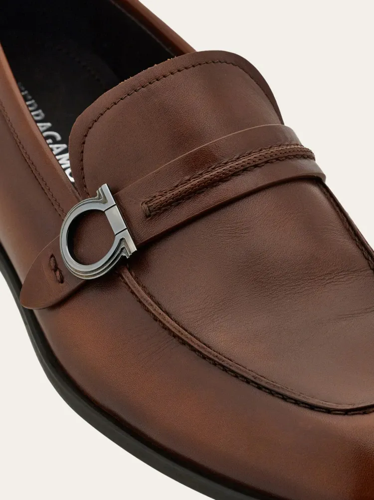 Gancini Loafer