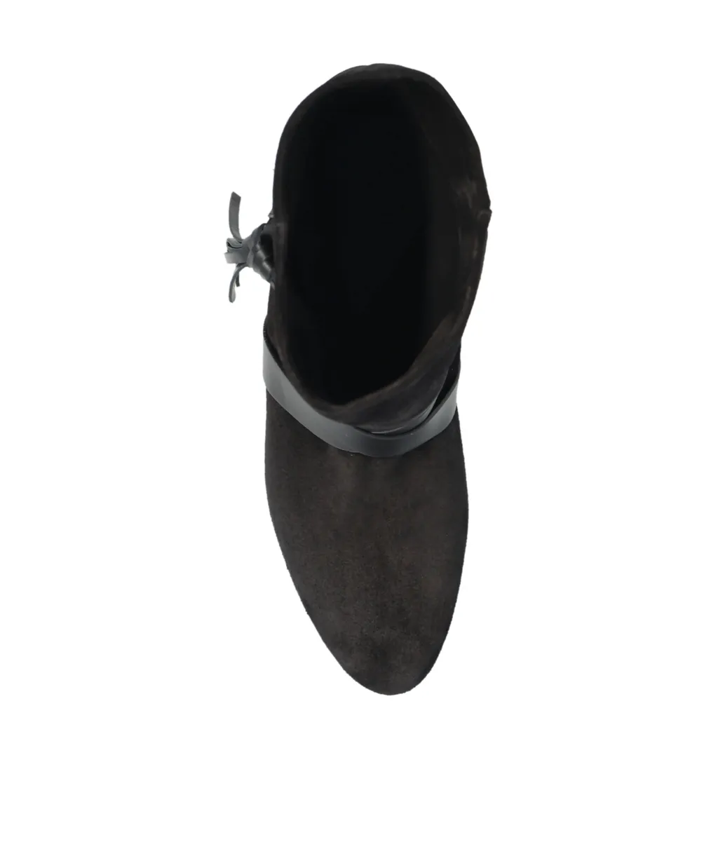Rejen Tassel Detail Ankle Boots
