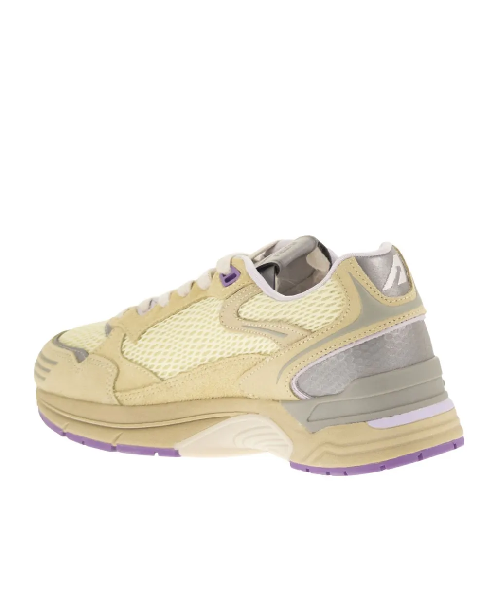 Autry Hyperway Low-Top Sneakers