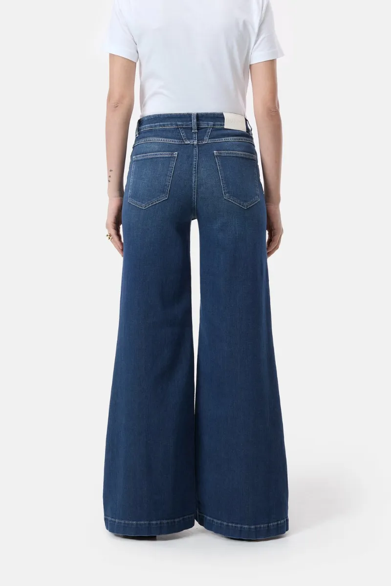 Flare Jeans