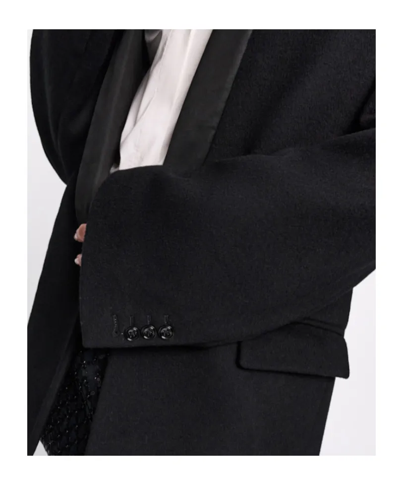 Oversized Tuxedo Blazer