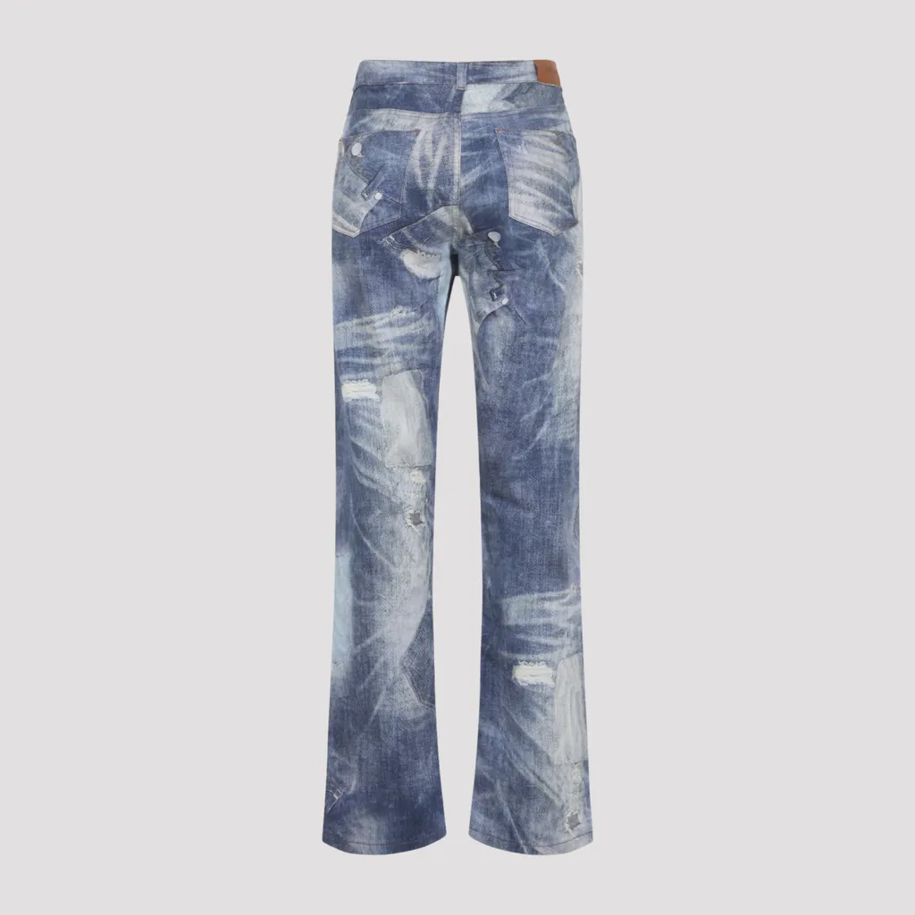 Button-Fastening Jeans