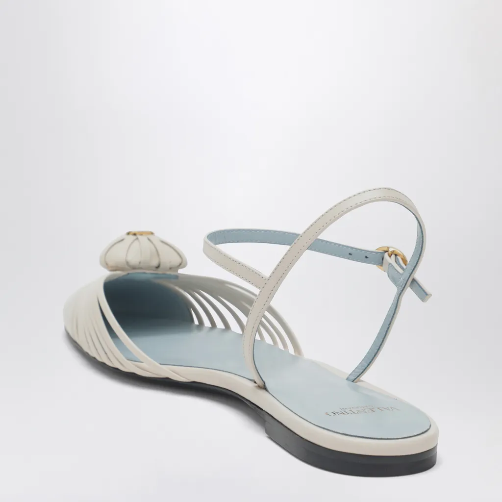 Coeur Royal Flat Sandals