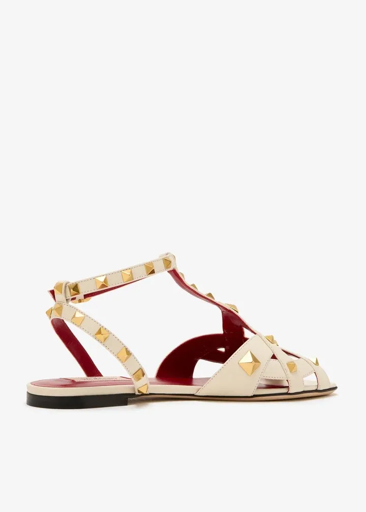 Round-Toed Flat Sandals