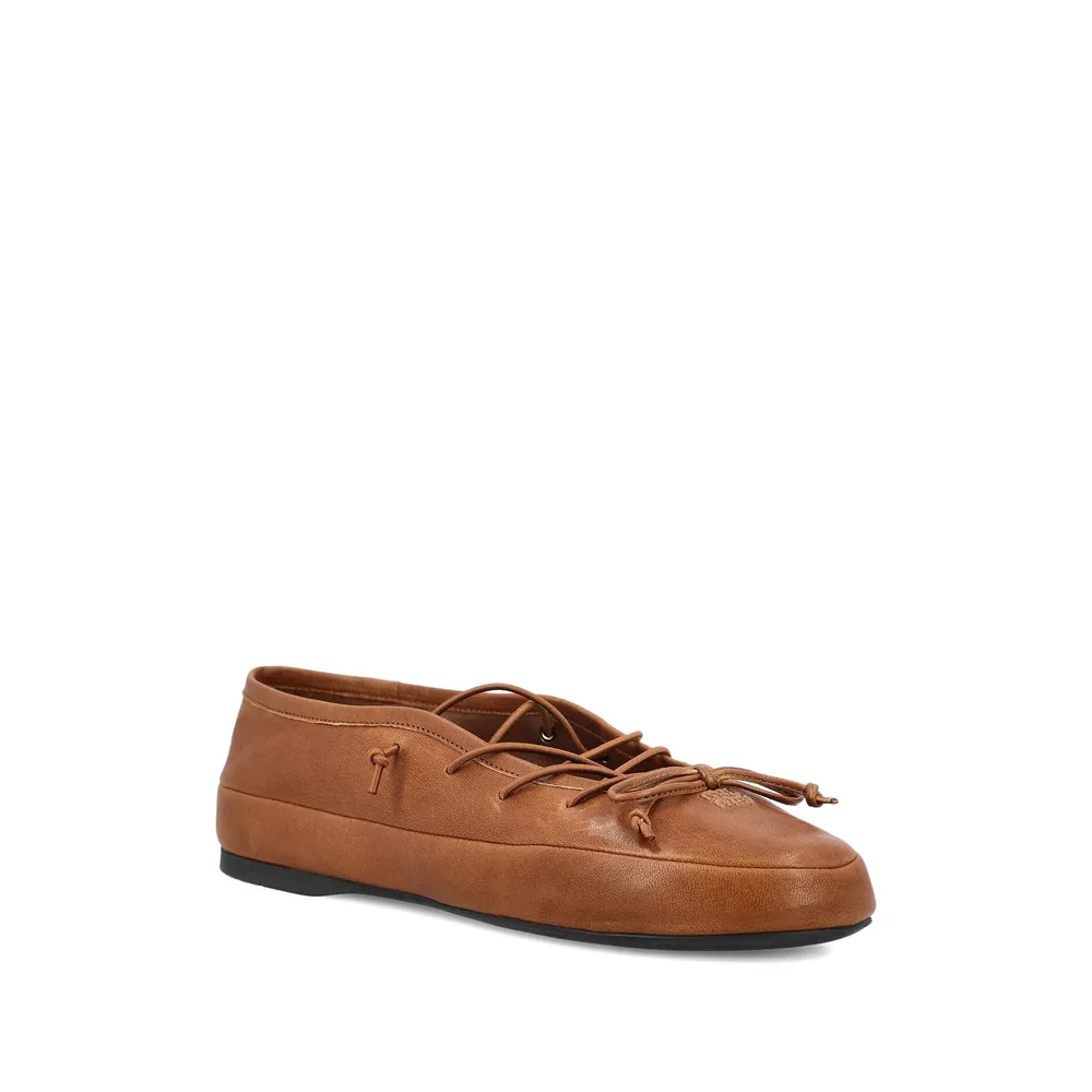 Round-Toe Flat Shoes
