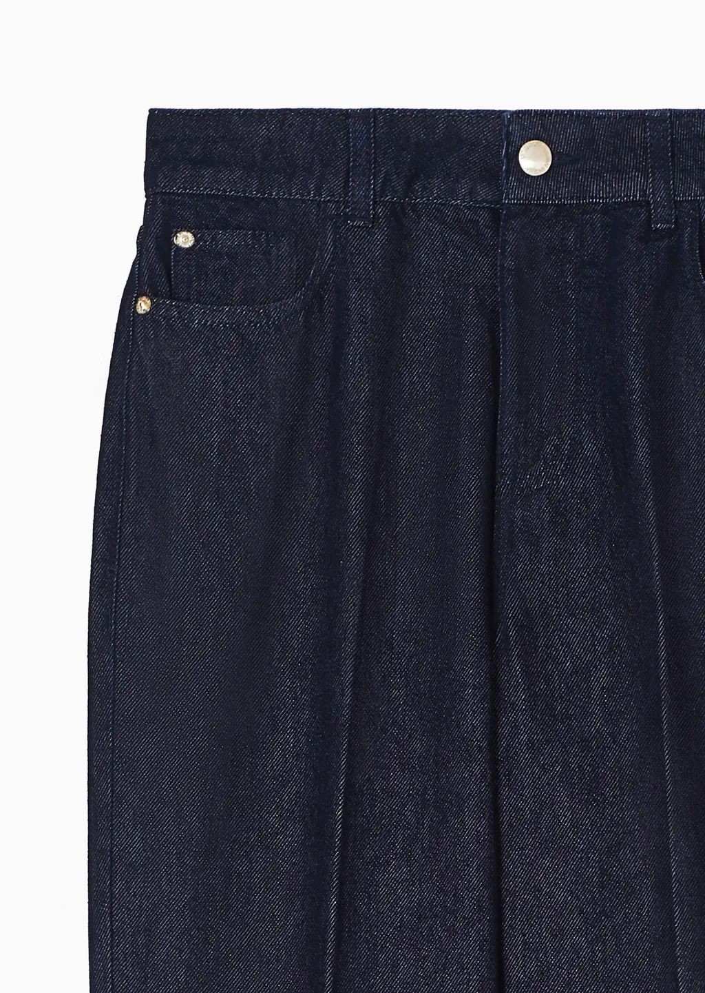 High-Waisted Jeans