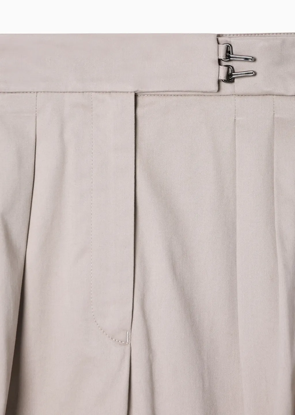 Pleated Casual Trousers
