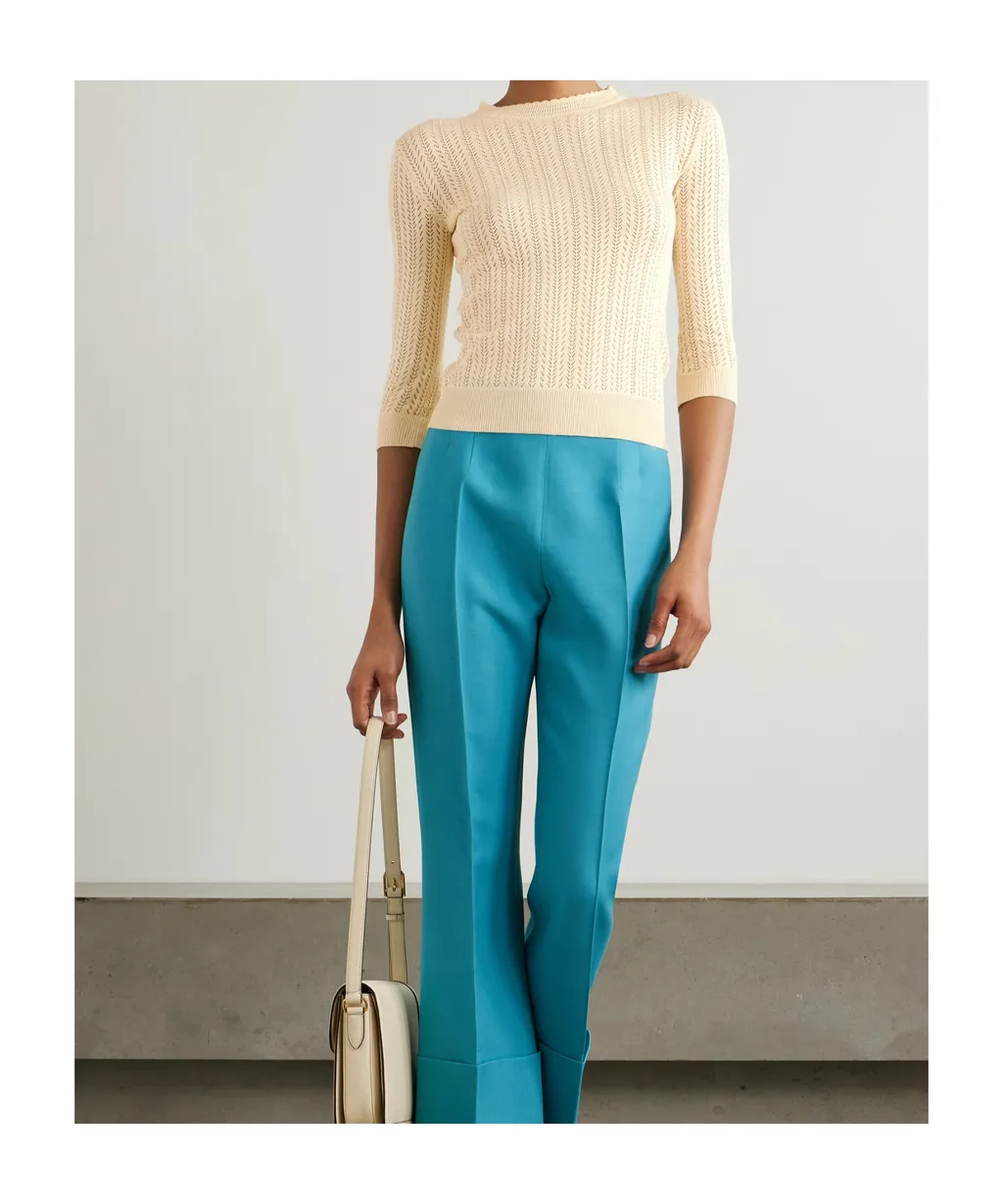 Round Neck Long Sleeve Knitted Sweater