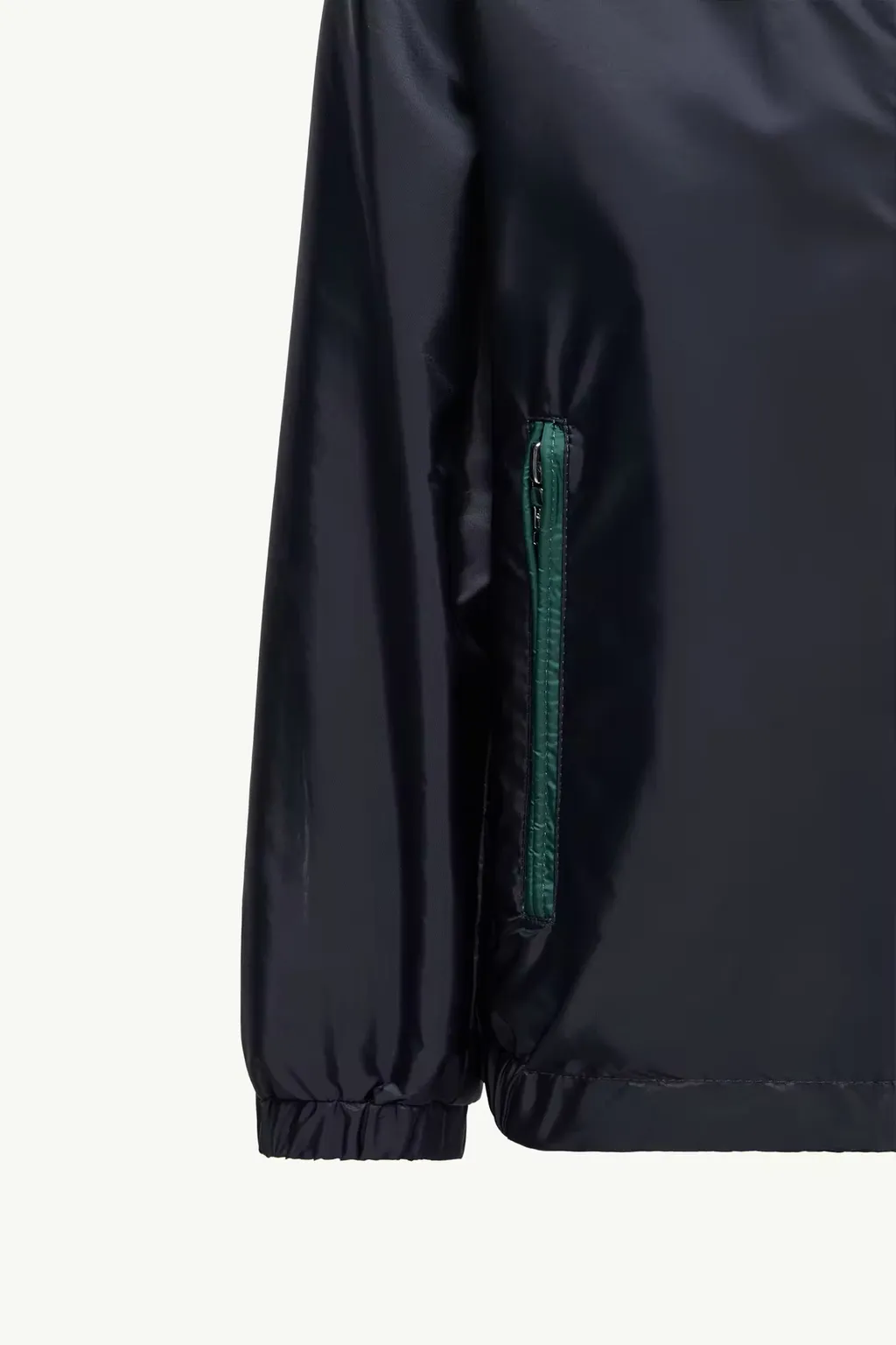 Hooded Banu Rain Jacket