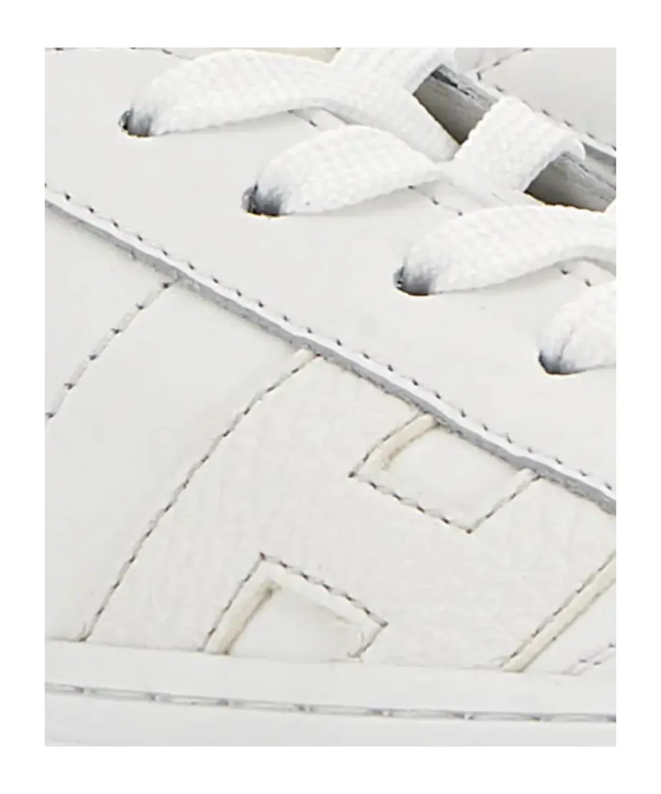 Mules Hogan Crosswind