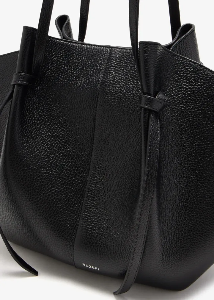 Large-Sized Mochi Handbag